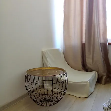 рядом с жд и привозом Apartment *